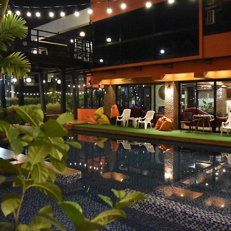 Thongtara House Boutique Srinakarin Hotel Bangkok Luaran gambar
